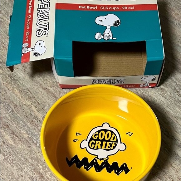 NIB Peanuts Pet bowl - Picture 11 of 16